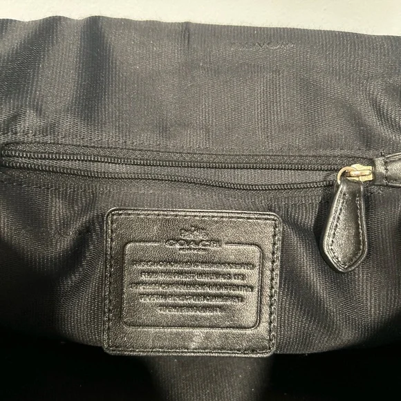 Coach
RANGER FLAP SMOOTH LEATHER CROSSBODY - Picture 3 of 5